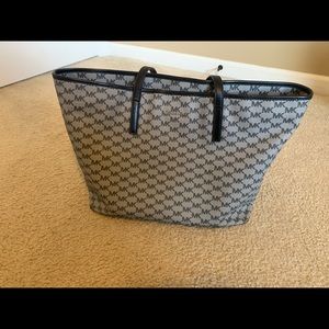 Michael Kors tote